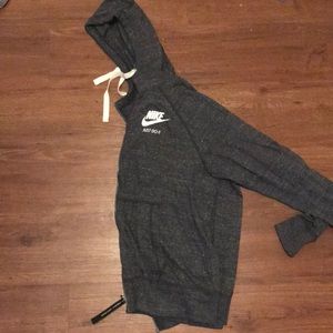 gray women’s hoodie .